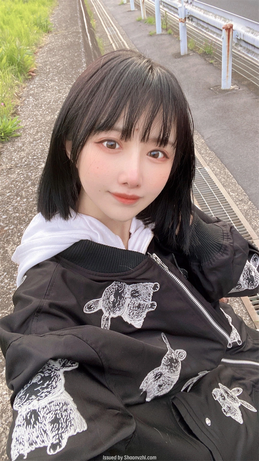 Shika小鹿鹿 NO.130 莎拉自拍集[30P/98M]