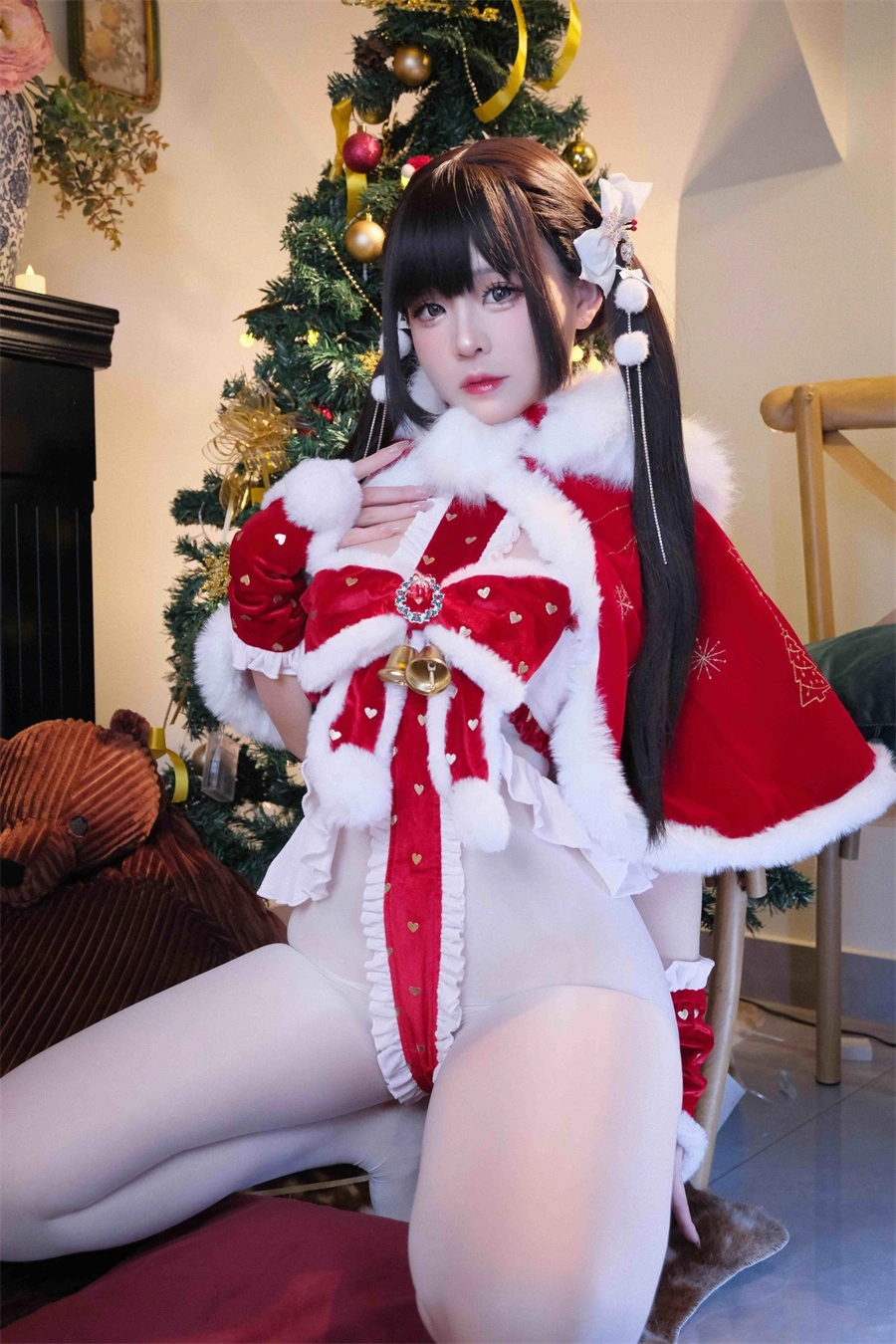 miko酱ww NO.091 圣诞礼物 [25P-411MB]