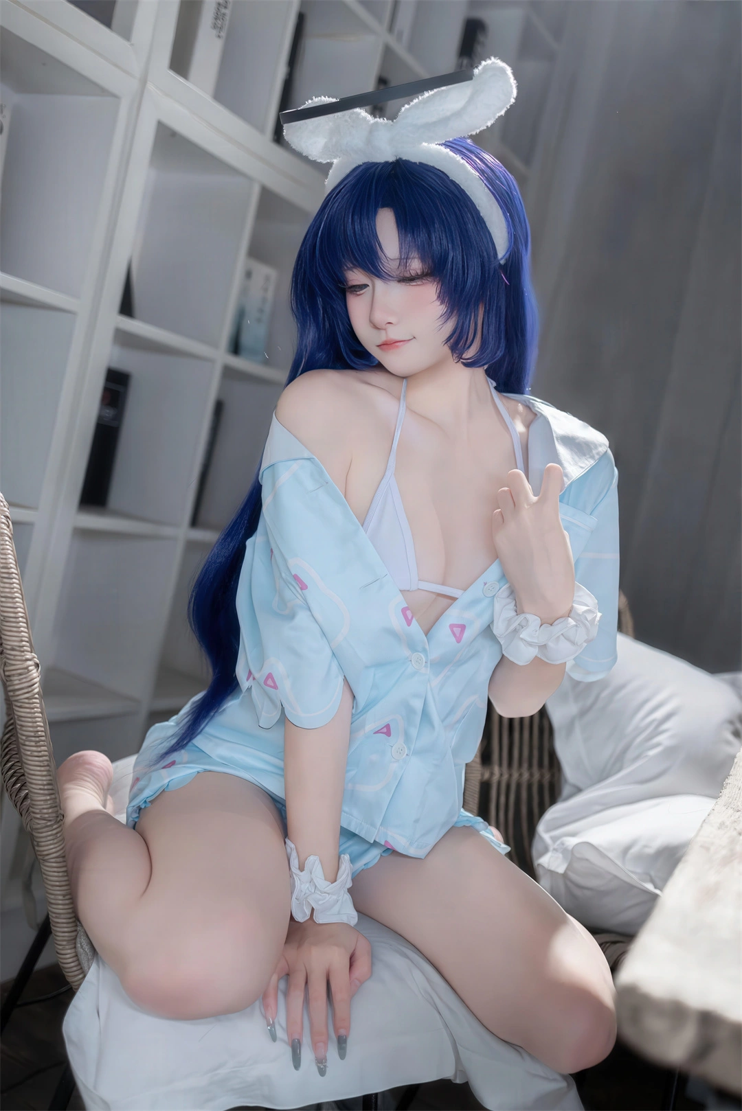 [在线图集] COSPLAY 喜欢爱理吗 NO.014 蔚蓝档案 优香睡衣[35P/126M]